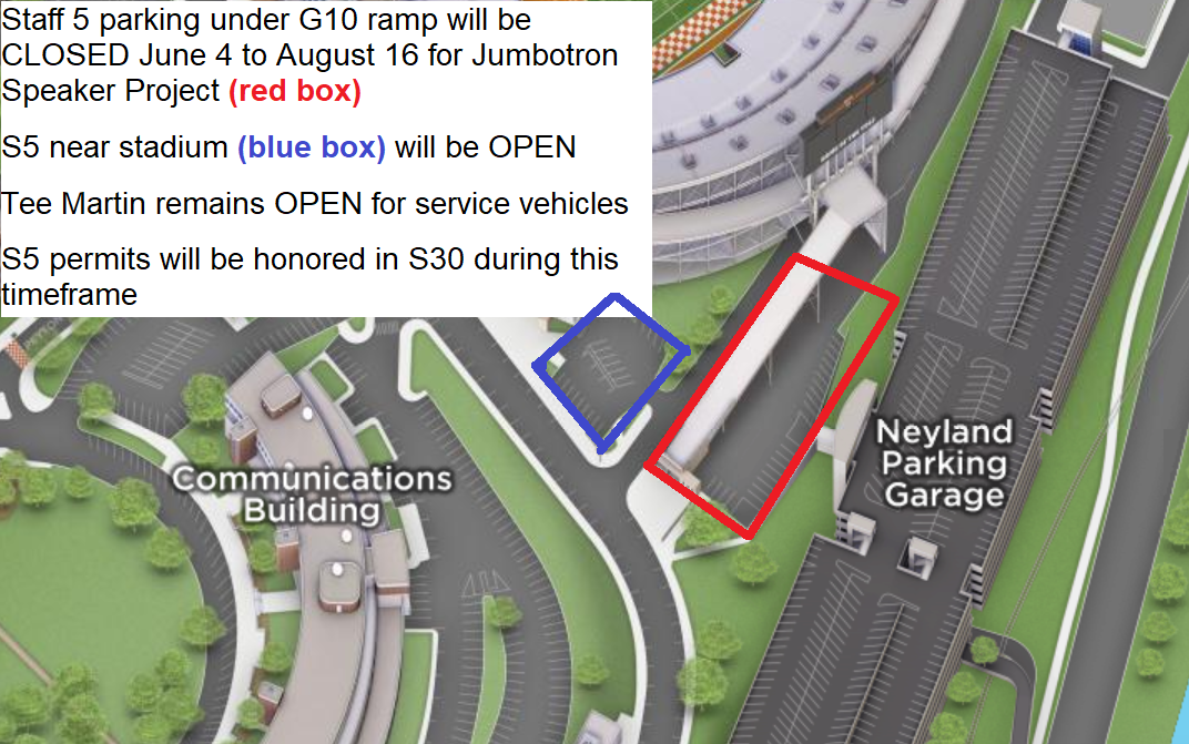 Staff 5 parking area under Gate 10 ramp closed